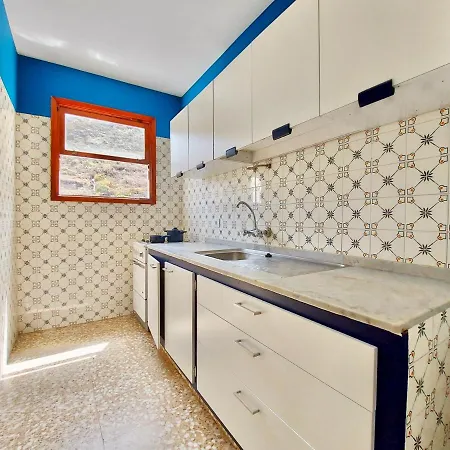 Casa Ana Con Balcon * Punta Del Hidalgo